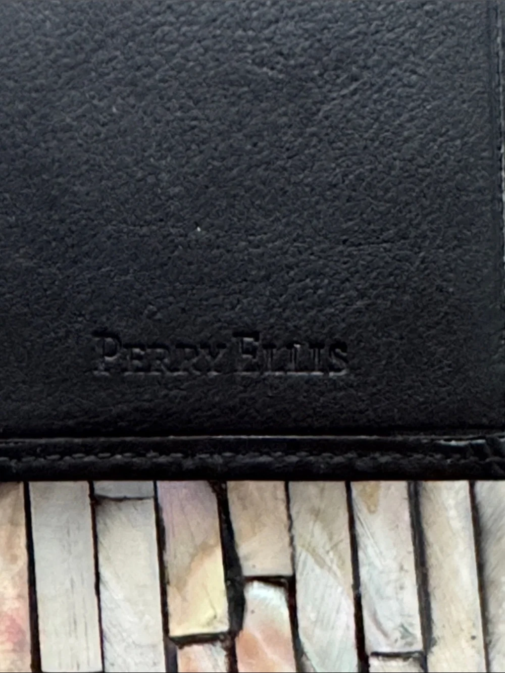 Perry Ellis Genuine LeatherClassic Black Leather Tri fold  Wallet
